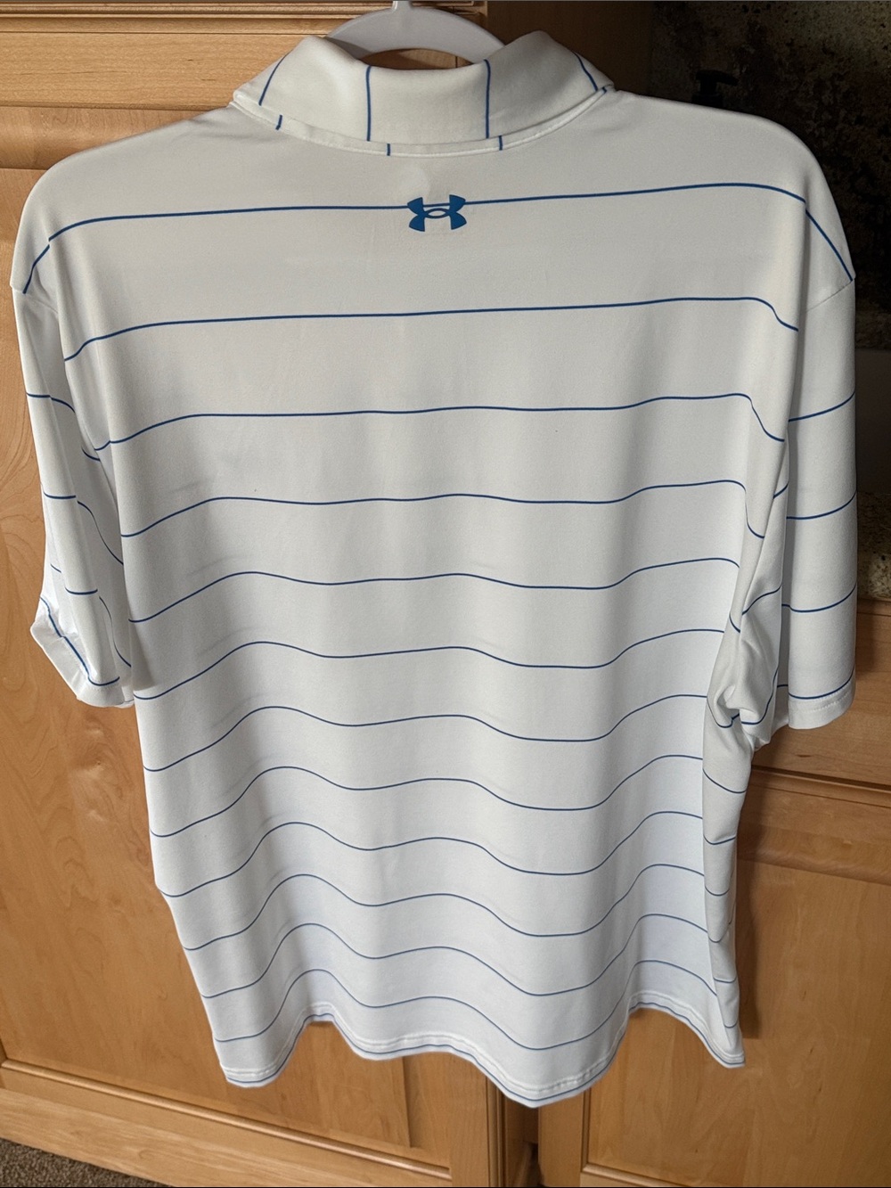 Under Armour White Polo with Thin Blue Stripes and Ryder Cup Bethpage Black - Picture 3 of 3